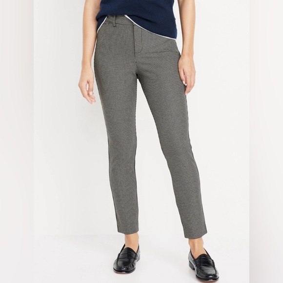 High Rise Pixie Pant - Picture 2 of 8